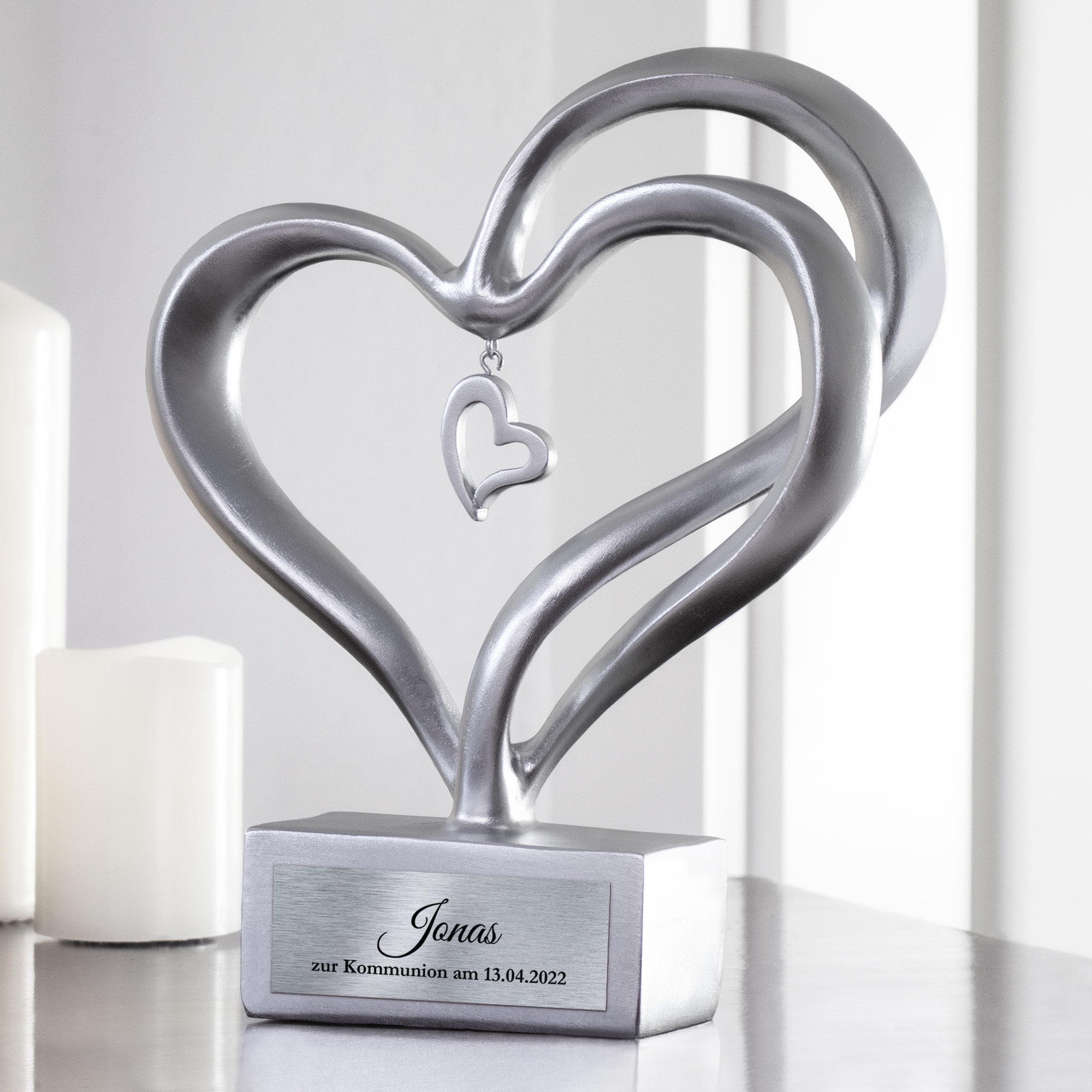 Personalisierte Silber Herz Skulptur zur Kommunion