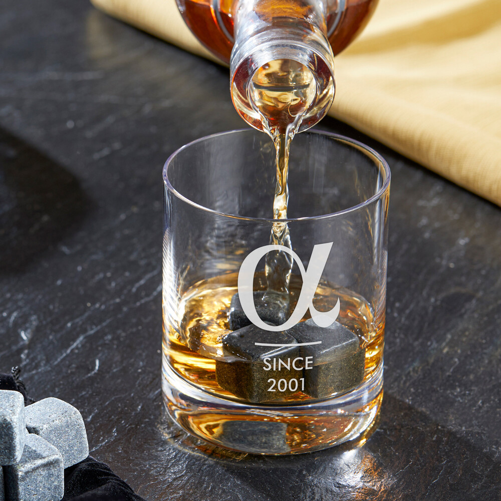 Whiskyglas mit Gravur Alpha - Personalisiert