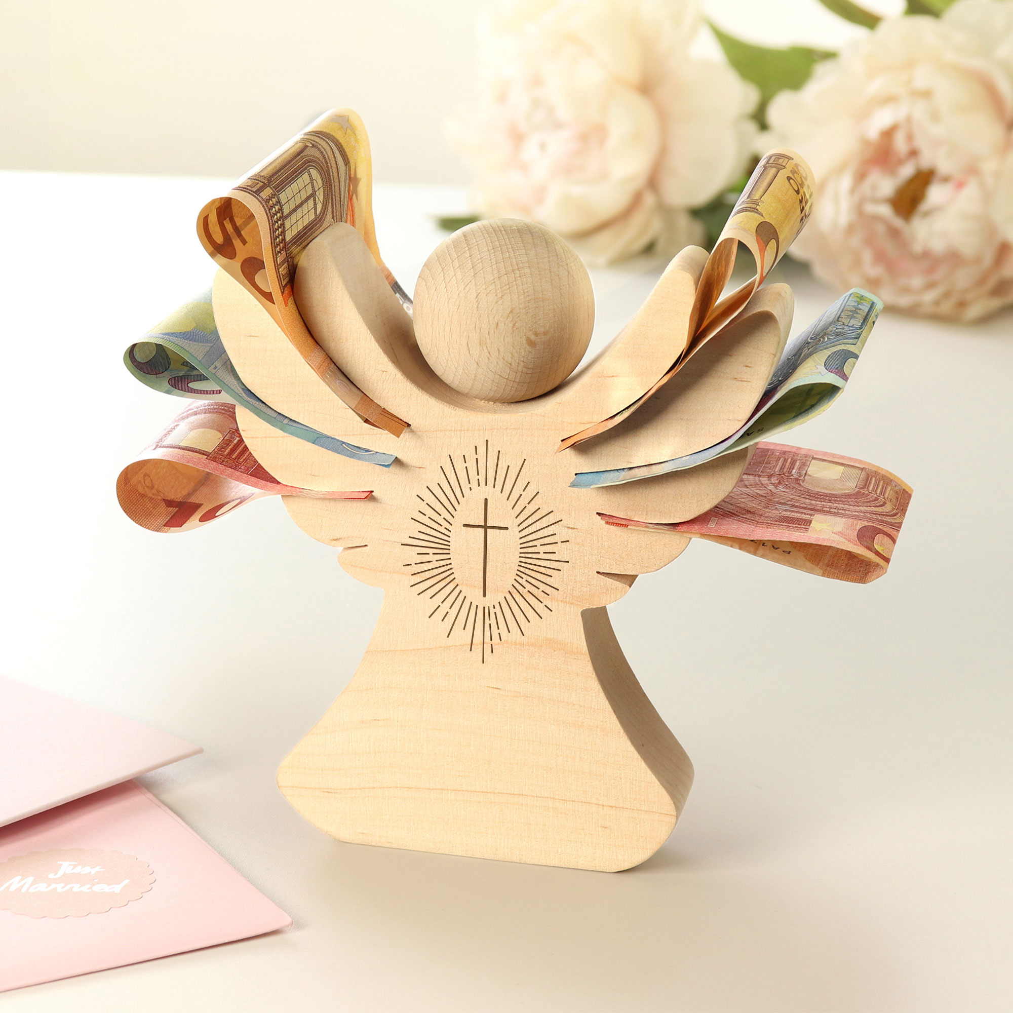 Engel aus Holz mit Gravur - Kreuz