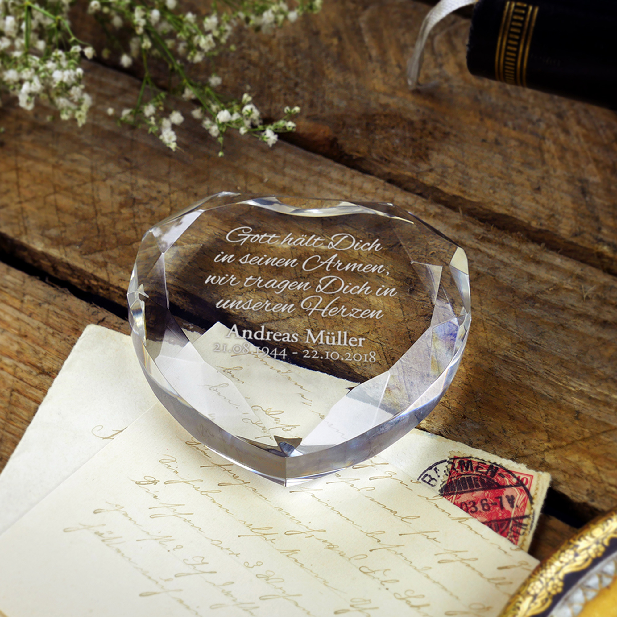 Herzkristall aus Glas mit Gravur - Trauerspruch - Personalisiert