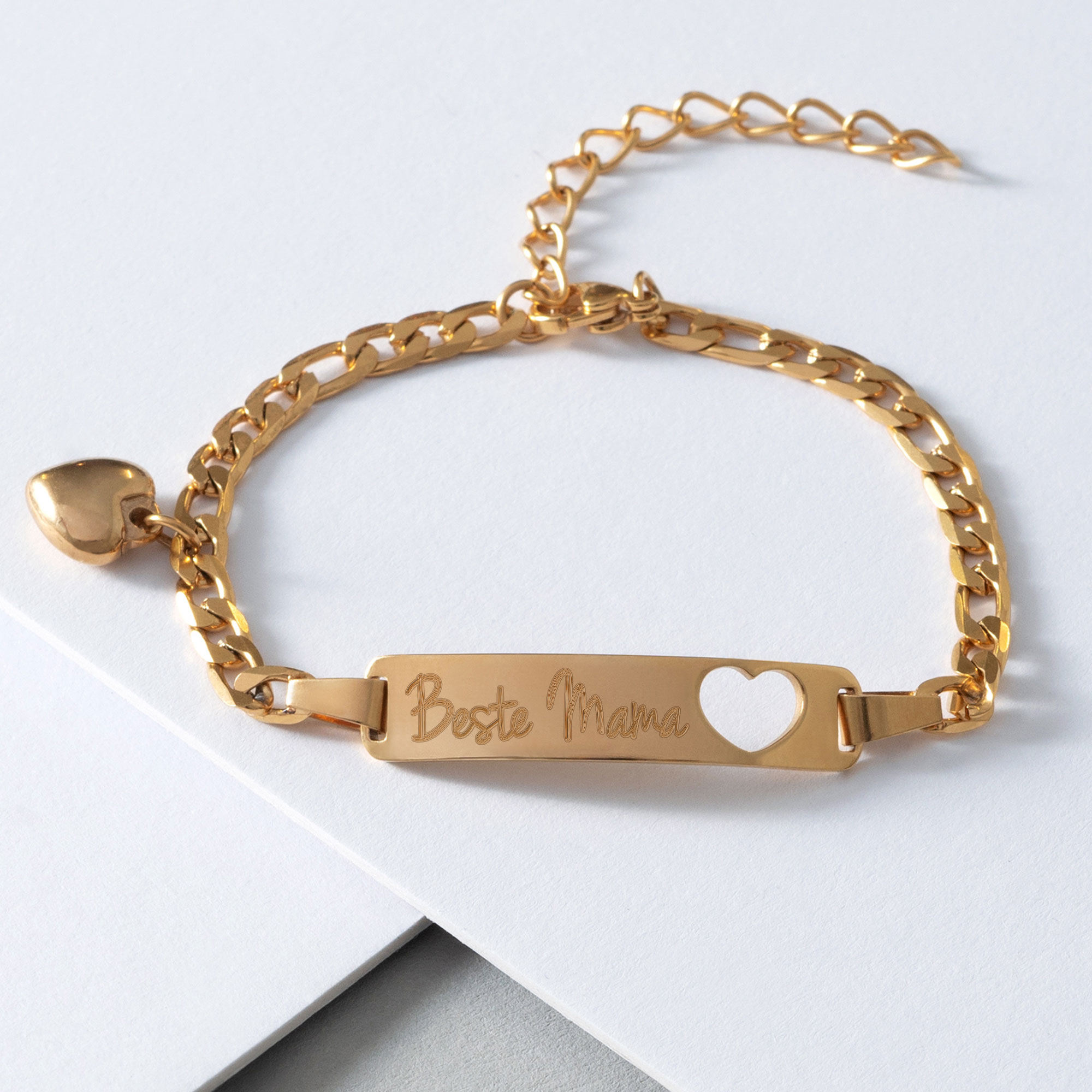 Gold Armband mit Gravur für Beste Mama - Herzstanze