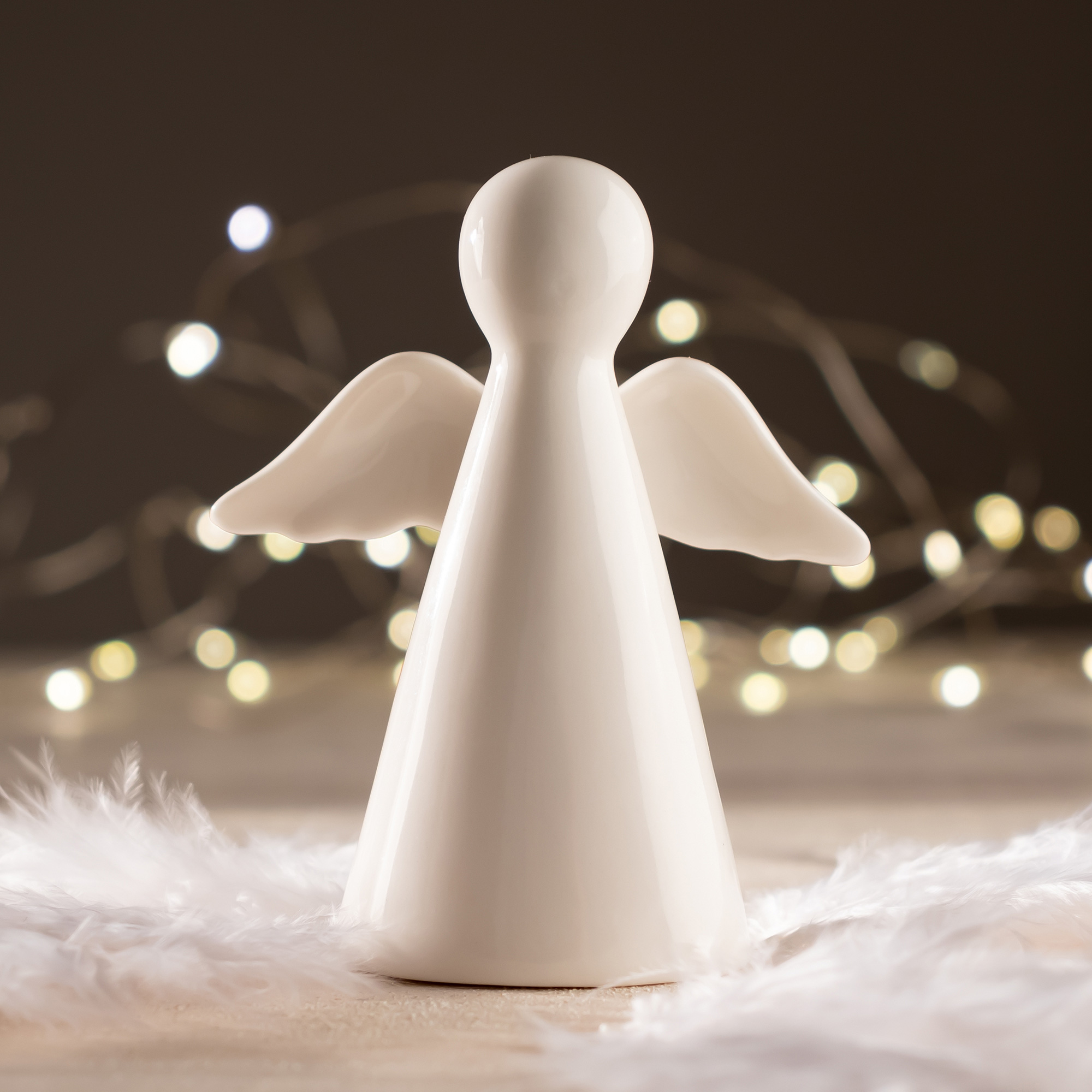 Schutzengel Glücksbringer als Geldgeschenk, Engelfigur in dekorativer Geschenkbox, Engel Geldgeschenk Weihnachten, Mini Schutzengel Figur in weiß