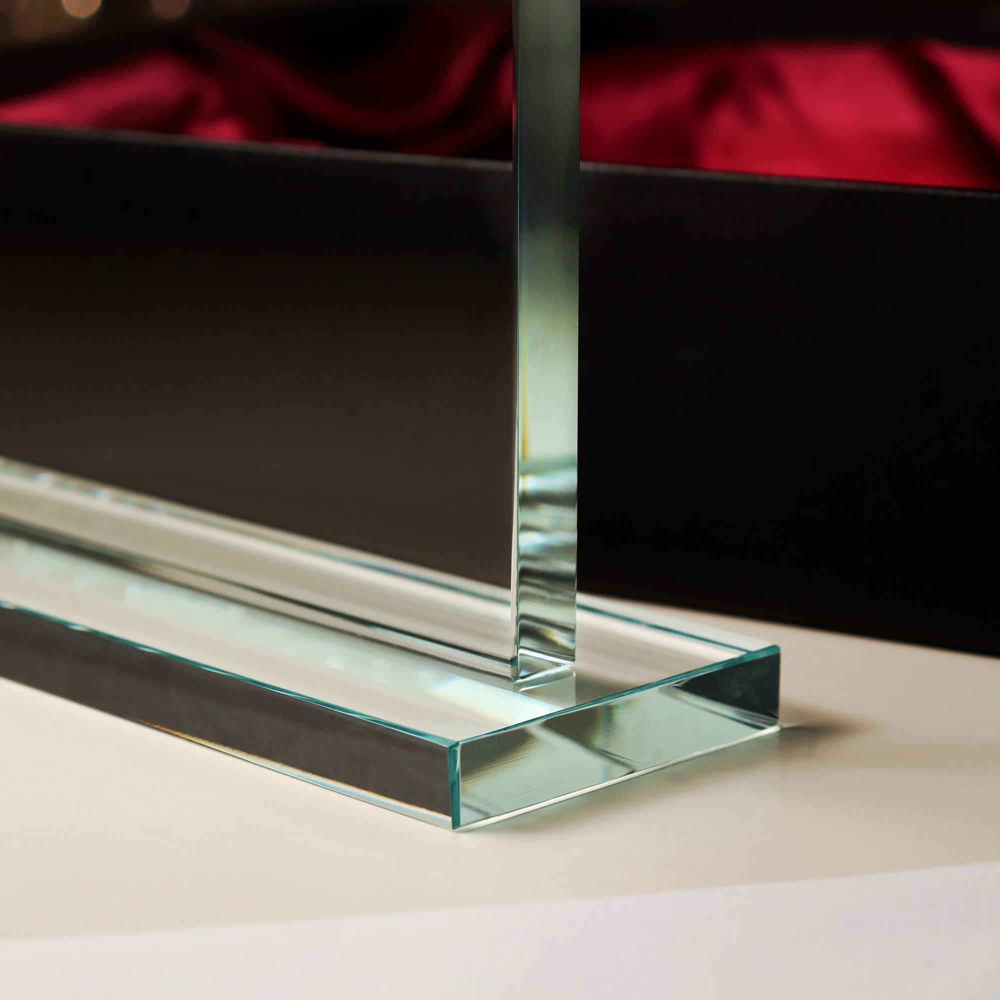 Auszeichnung für den Besten Papa - personalisierter Pokal aus Glas, Glastrophäe als Vatertagsgeschenk, Glaspokal mit Gravur für Vater, edle Glasdek