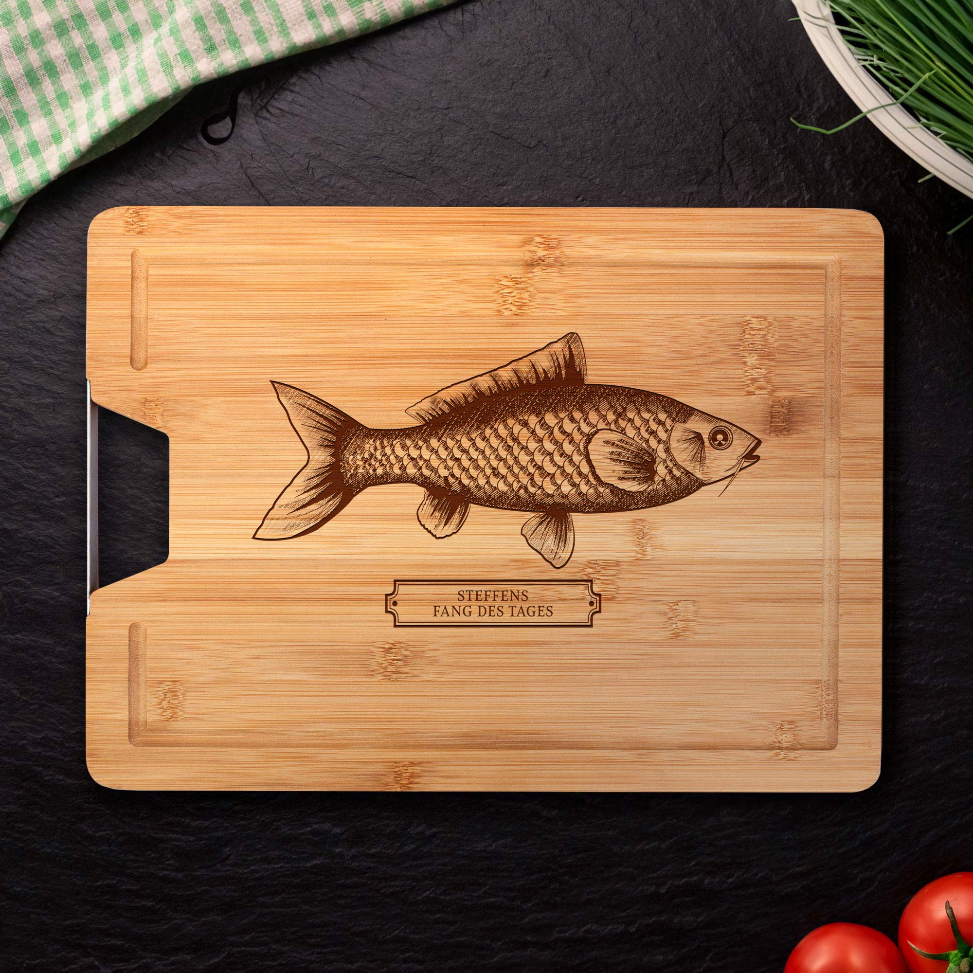 Bambusholz Grillbrett mit Metallgriff - Fisch - Personalisiert