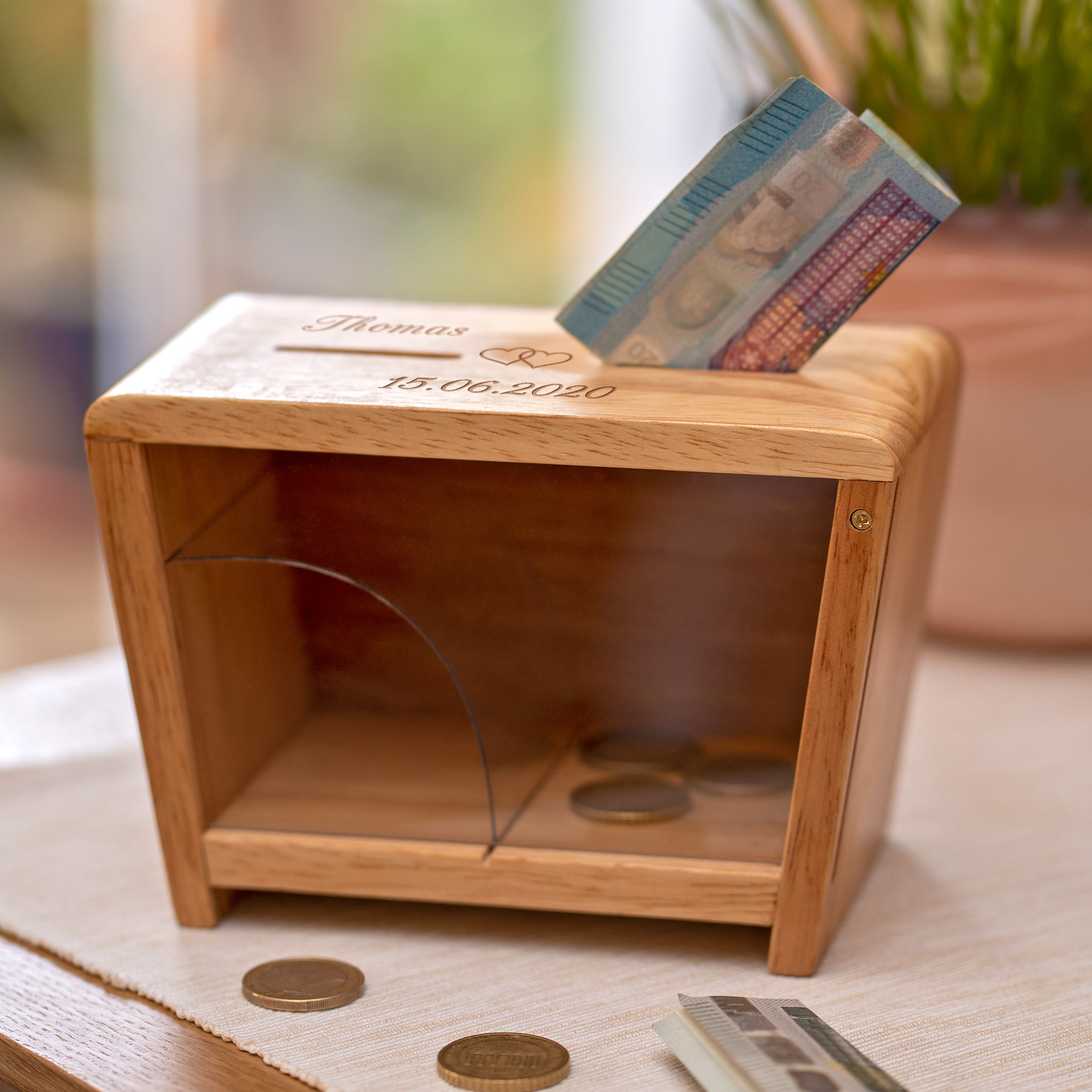 Holz Spardose zur Hochzeit mit Gravur Er und Sie - Herzen - Personalisiert