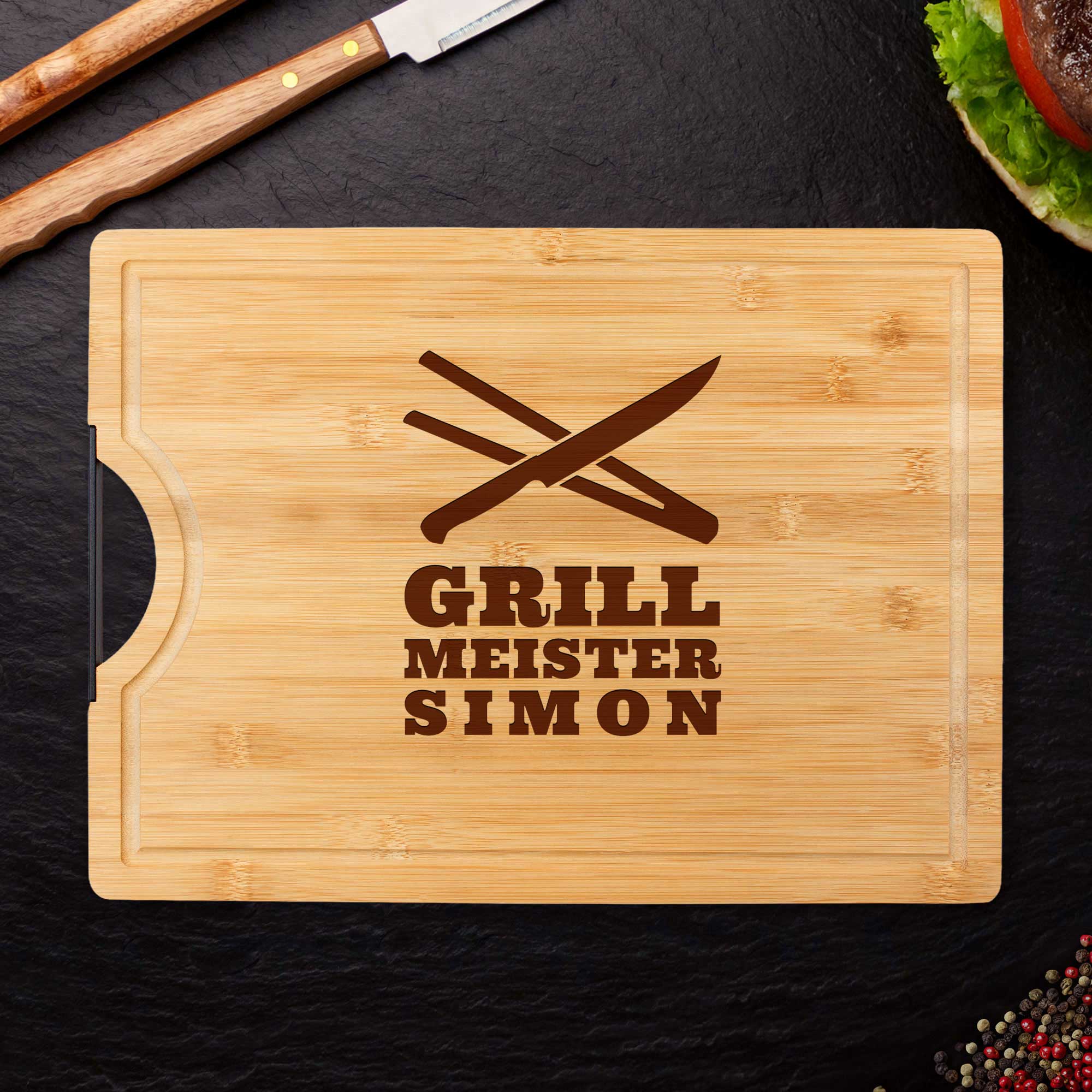 Bambusholz Grillbrett mit Metallgriff - Grillmeister - Name