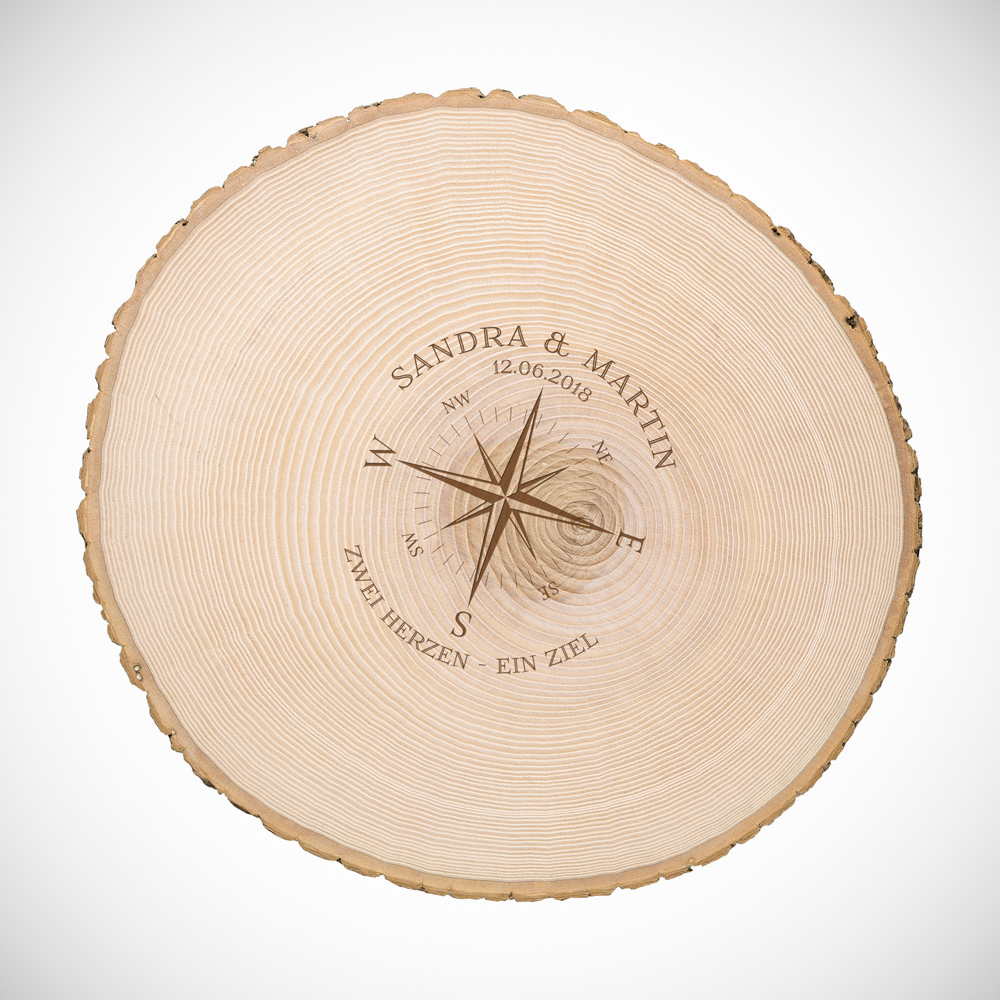 Riesen Baumscheibe mit Gravur - Liebes Kompass - Personalisiert