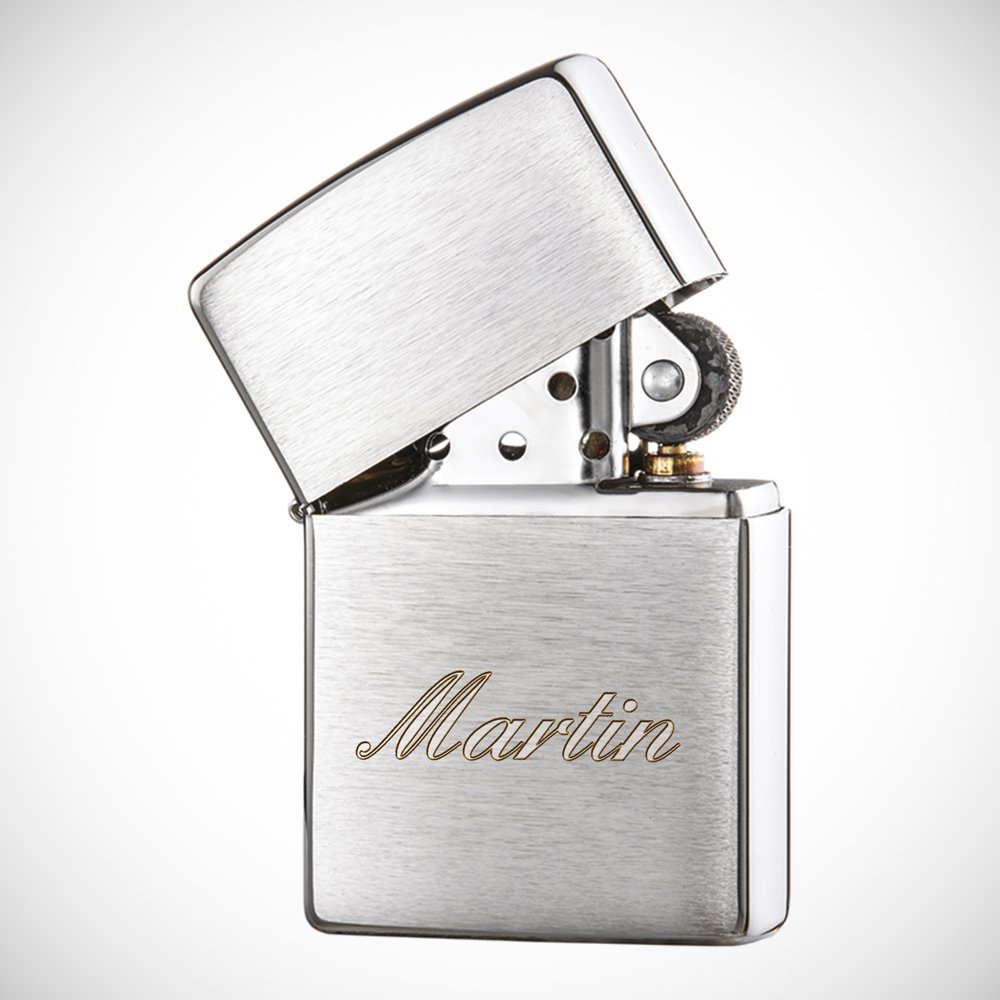 personalisiertes-zippo-feuerzeug-mit-namensgravur-kursiv